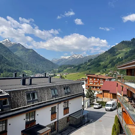 Mountain Residences Aparthotel