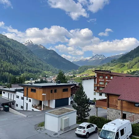 Mountain Residences 4*
