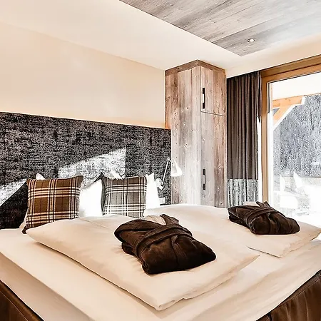 Aparthotel Mountain Residences 4*