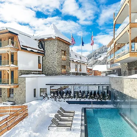 Aparthotel Mountain Residences 4*