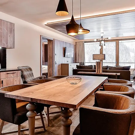 Lägenhetshotell Mountain Residences 4*