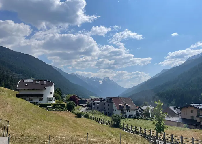 Hotel apartamentowy Mountain Residences