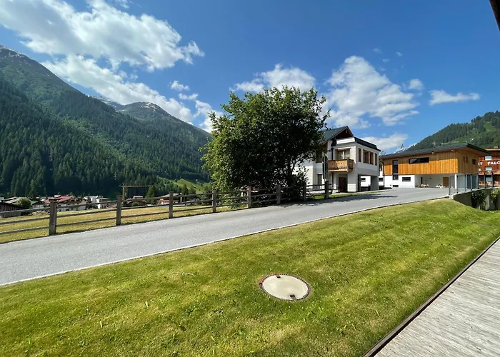 Mountain Residences شقة فندقية 4*